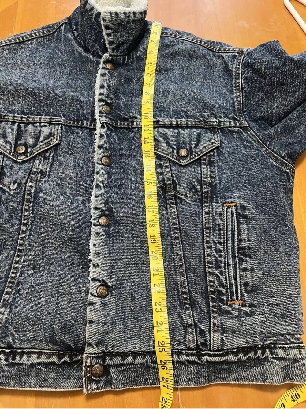 Vintage Levi’s 70709-0227 Sherpa Trucker Jacket Made in USA Men’s XL Dark Wash